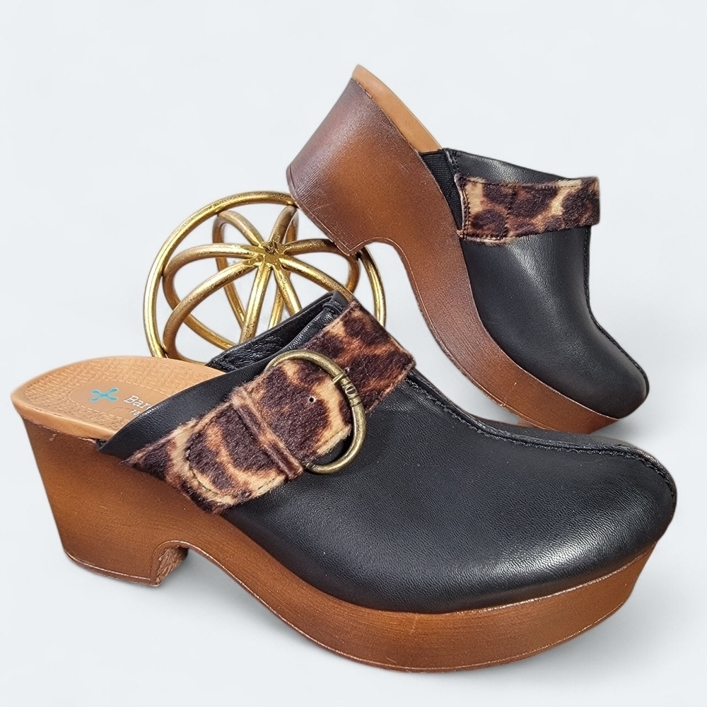 Baretraps Belita Black and Brown Women's Clogs Size 9 Vegan Animal Print Buckle